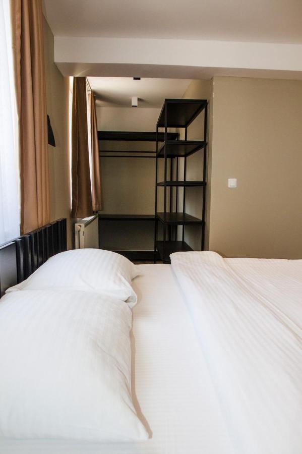 Swiss Apartments Prishtina Pristina Buitenkant foto