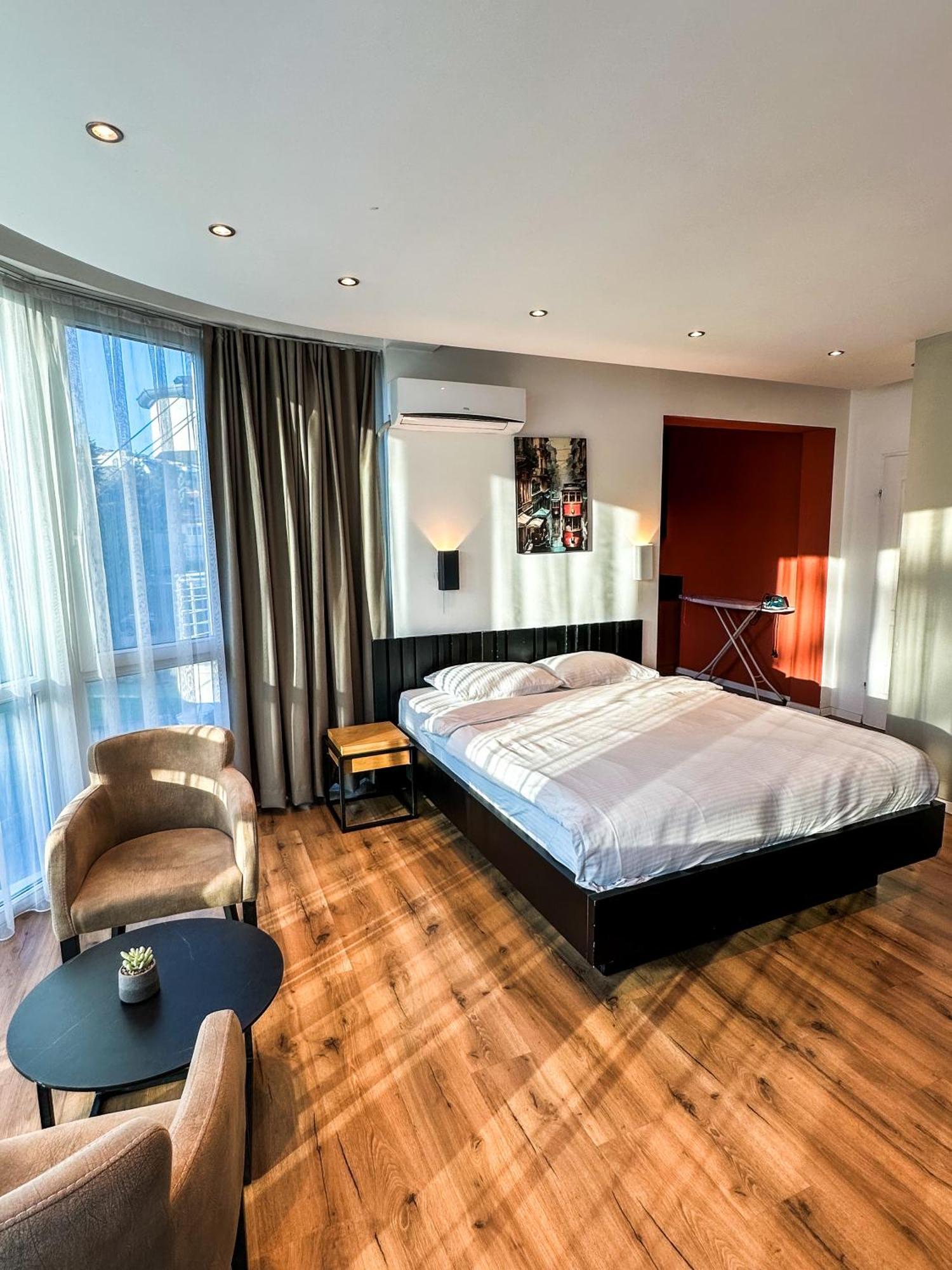 Swiss Apartments Prishtina Pristina Buitenkant foto